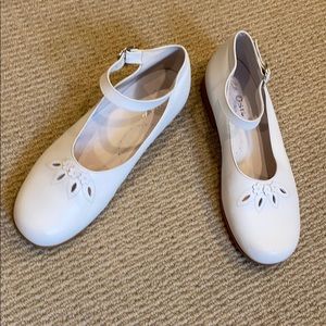 Girls European white Easter shoes
